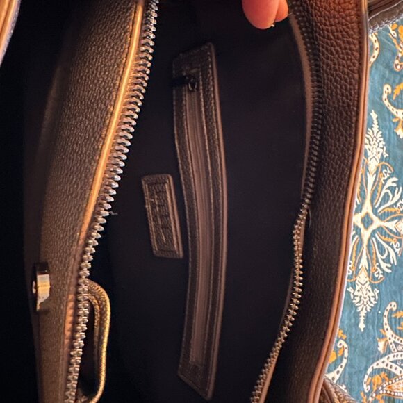 NWT | Nicole Miller Crossbody Metallic Handbag - Picture 6 of 9